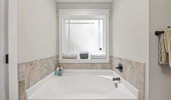 512 Mill Hopper Ln, Apex, NC 27502