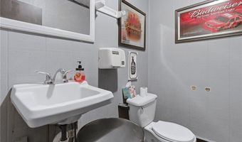 354 Tiogue Ave, Coventry, RI 02816