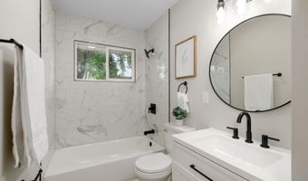1029 S Hague Ave, Columbus, OH 43204