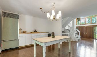 8 W Gate Dr, Bow, NH 03304