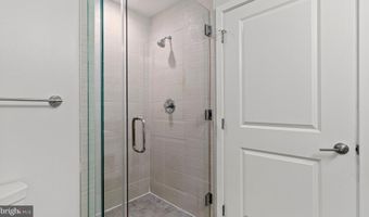 8300 WISCONSIN Ave 1B-1-433, Bethesda, MD 20814