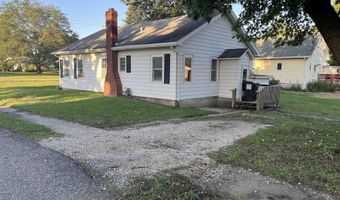 704 4th Ave E, Albia, IA 52531