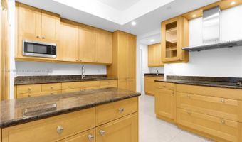 21200 NE 38th Ave 1802, Aventura, FL 33180