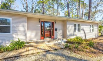 253 Prado St, Apalachicola, FL 32320