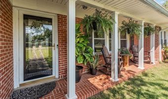 702 Presley St S, Atmore, AL 36502