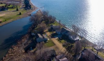 198 W Lake Dr, Arlington, SD 57212