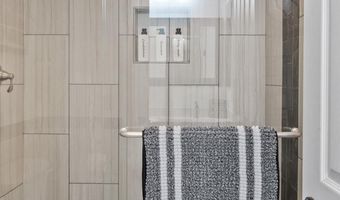 1563 E JADE Pl, Chandler, AZ 85286