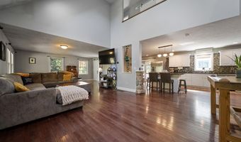 69 Heather Cir, Auburn, NH 03032