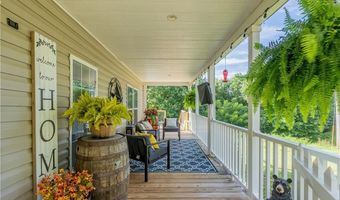 368 Valley End Rd, Ararat, VA 24053