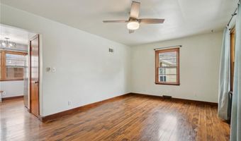 722 47th Ave, Amana, IA 52203