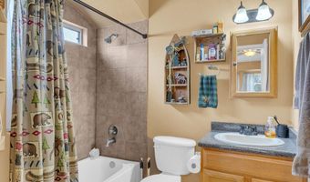 1613 Poplar St, Anthony, TX 79821