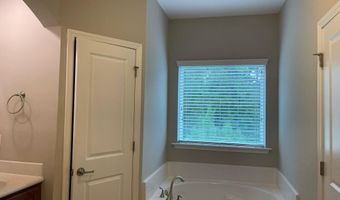 626 Edgewater Ridge Ct, Apex, NC 27523