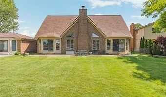 7236 Bluebill St, Algonac, MI 48001