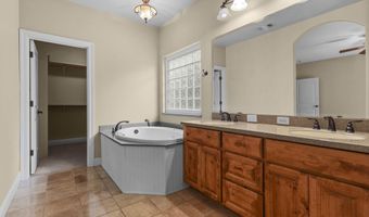 4750 Pheasant Dr, Anderson, CA 96007