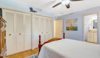 4203 KINGS MILL Ln, Annandale, VA 22003