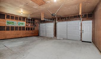 5779 Arrasmith Trl, Ames, IA 50010