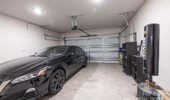2116 Morgan Hills Dr, Albemarle, NC 28001