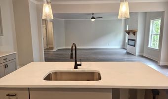 195 Silvercrest 62, Acworth, GA 30101