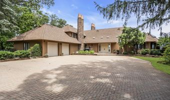 99 Holly Ln, Bayville, NJ 08721