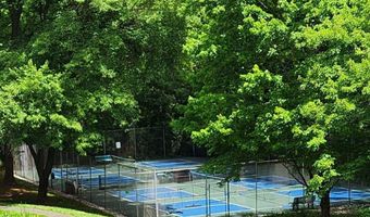 4956 SENTINEL Dr 9-402, Bethesda, MD 20816