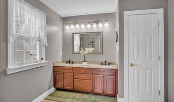 245 BERGEN Ave, Bellmawr, NJ 08031