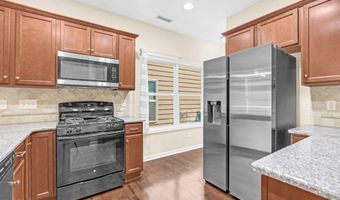 919 Branch Line Ln, Apex, NC 27502