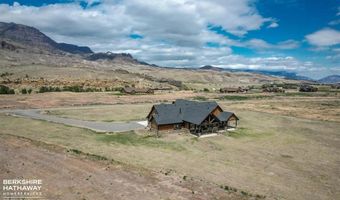32 Big Creek Dr, Cody, WY 82414