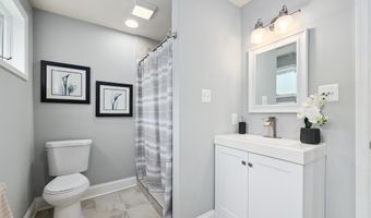 7400 BRADDOCK Rd, Annandale, VA 22003