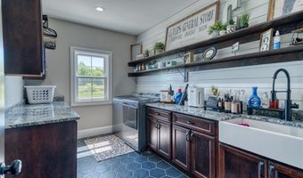 2257 Montgomery Rd, Auburn, KY 42206