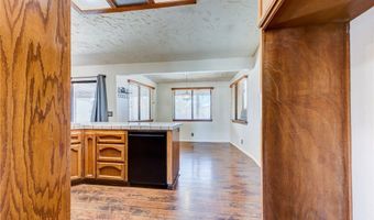 14076 Wawona Rd, Apple Valley, CA 92307