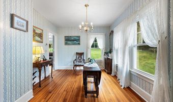 23 Spring St, Chester, CT 06412