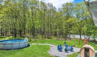 3305 Mountain Terrace Dr, Blakeslee, PA 18610