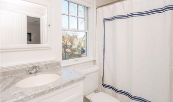4 Kay Ter, Newport, RI 02840