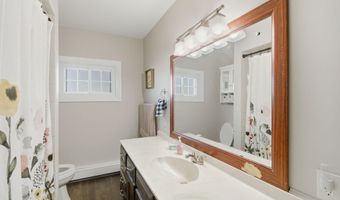 311 Pine St, Lakehurst, NJ 08733