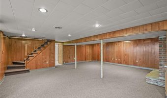 2 Julia Dr, North Providence, RI 02911