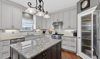 1249 Arbor Bluff Cir, Ballwin, MO 63021