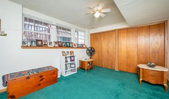 302 12th Ave NW, Altoona, IA 50009