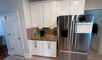 11640 Vista Forest Dr, Alpharetta, GA 30005