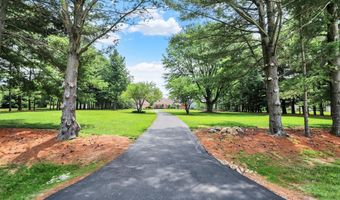 22 Point Ln, Arcadia, IN 46030
