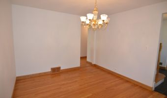 2405 E Miner St, Arlington Heights, IL 60004