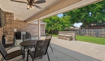 5812 Woodland Rd, Bartlesville, OK 74006