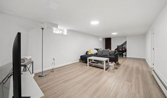 91 Weeden Ave, East Providence, RI 02916