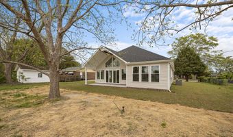 316 Allen Dr, Ayden, NC 28513