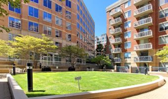 3835 9TH St N 901E, Arlington, VA 22203