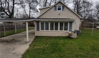 360 Taylor St, Amherst, OH 44001