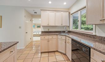 74 Woods Rd, Bethany, CT 06524