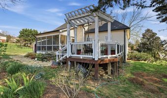 3647 Bentwood Cove Dr, Apison, TN 37302