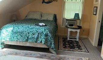14 Brinley St 5, Newport, RI 02840