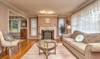 932 Amity Rd, Bethany, CT 06524