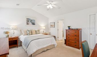 4 Lake Linden Pl, Bluffton, SC 29910
